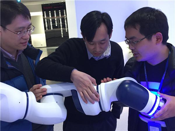 巴斯夫推出輕量化“協作機器人”，提升工廠效率