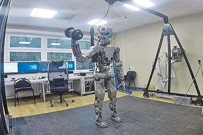 人類首次！俄羅斯聯(lián)邦號飛船首位乘客將是機(jī)器人