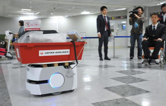 日本試驗機場搬運機器人 適應機場新需求