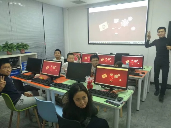 嗨皮圣誕節！童程童美圣誕主題課全國全國狂歡ing~