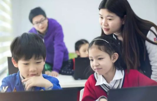 中小學人工智能教育發布會在京召開，2019年五城全面試點！ 
