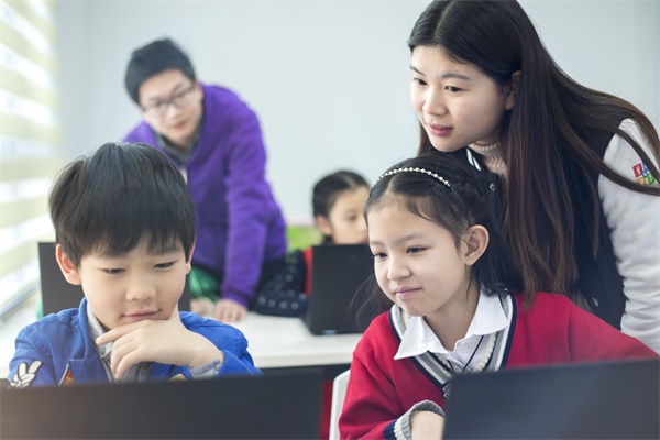 人社部發(fā)布新的職業(yè)，孩子未來的機(jī)會你掌握了嗎？