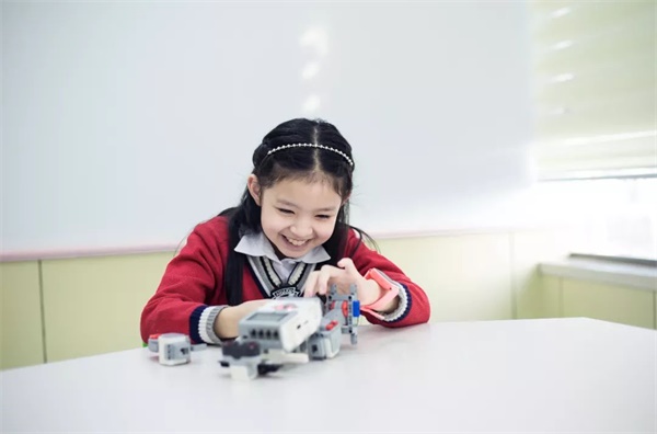 暑假怎么安排？Cool Kids都報名了公益編程課！ 