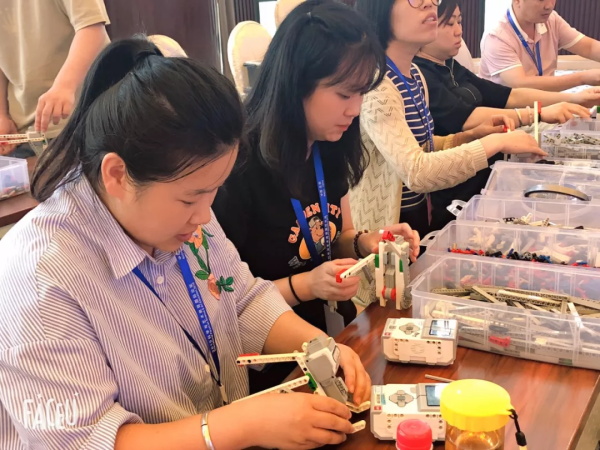 2019科學(xué)與藝術(shù)教育國際論壇在京舉行，童程童美受邀出席！