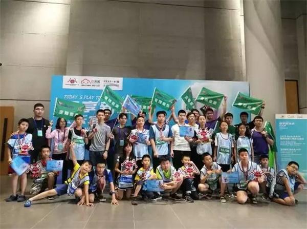 2020童程童美加拿大機(jī)器人高端技術(shù)集訓(xùn)營開啟，海外專家親臨指導(dǎo)！ 